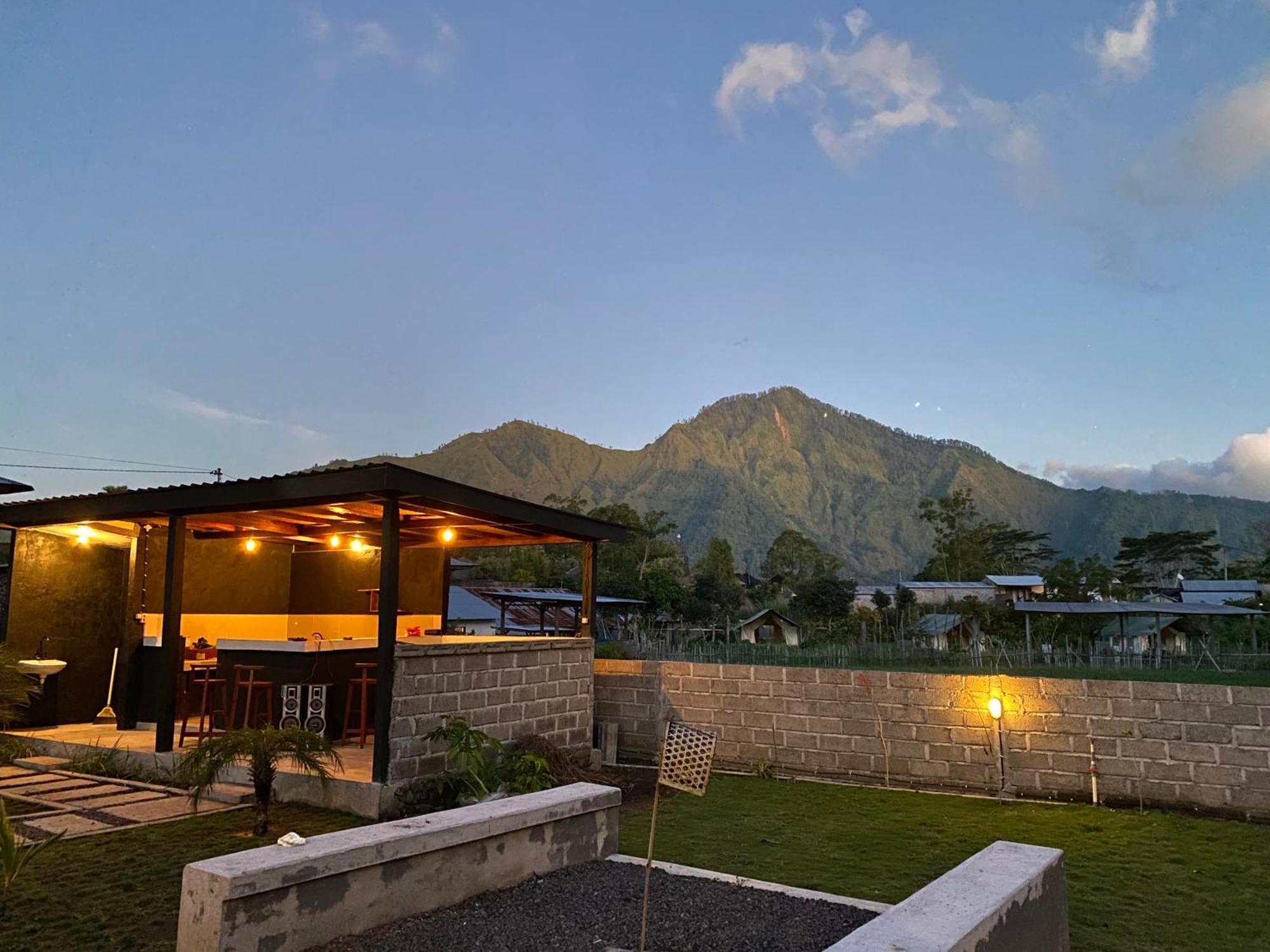 Ampik Batur With Private Hot Springs Bed & Breakfast Kubupenlokan Ngoại thất bức ảnh