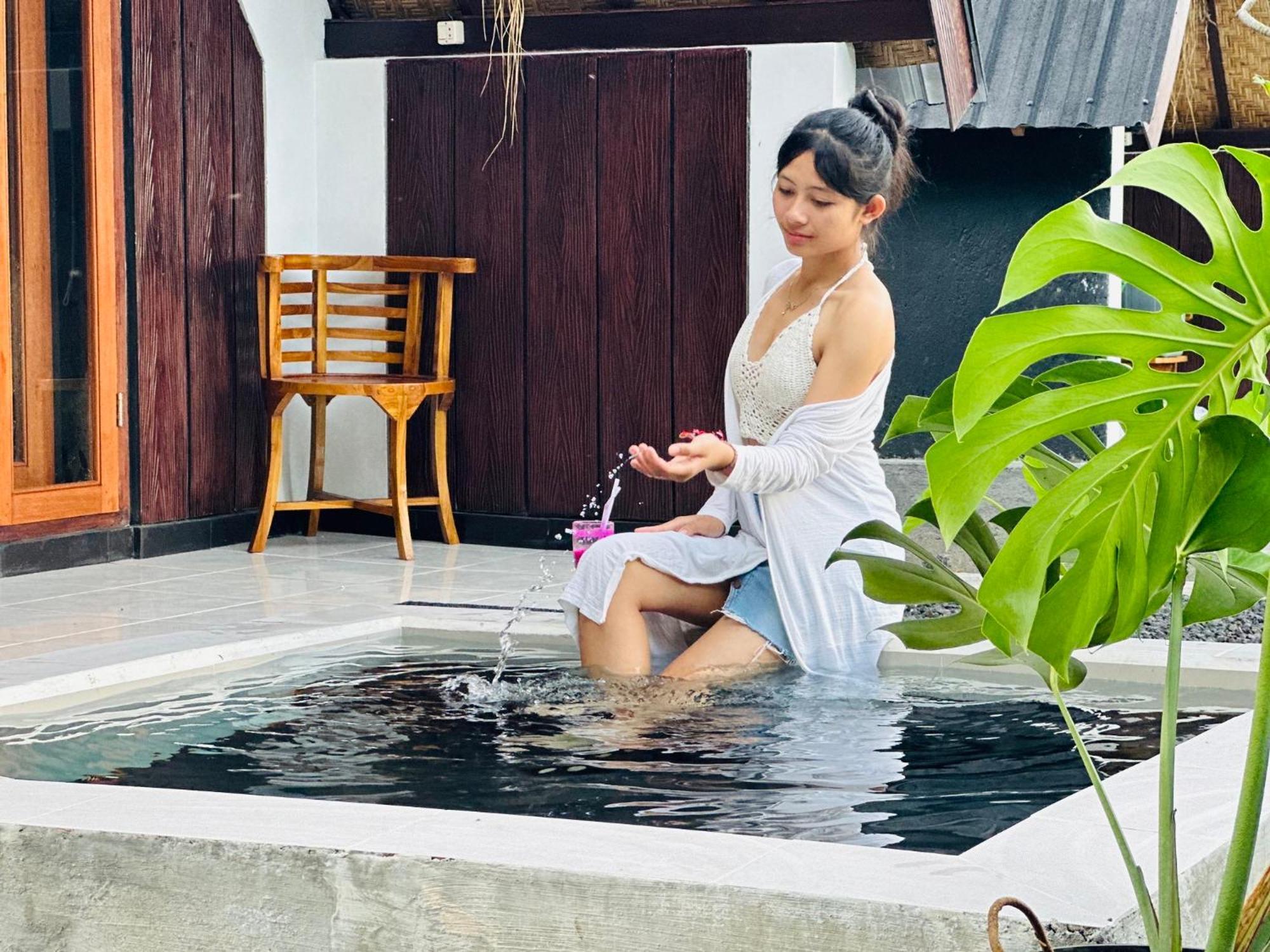 Ampik Batur With Private Hot Springs Bed & Breakfast Kubupenlokan Ngoại thất bức ảnh